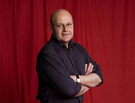 Bygda som hater kvinner? Er Gjerstad bygda som hater kvinner? Dette spørsmålet stiller debattleder Jens-Jacob Aasbø på biblioteket 1. desember