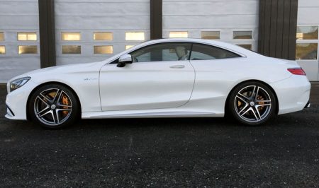 Om lommeboka tillater det, kan denne lekre Mercedes S-63 AMG kjøpes lokalt i Gjerstad, for den nette sum av kr. 2,3 mill.