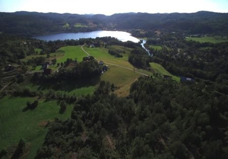Utsikt fra Lindberga ved Kveim, retning Ulltveit