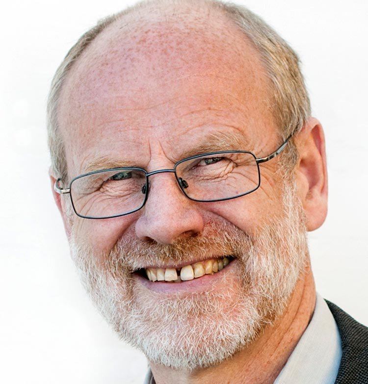 Jan Kløvstad ber fylkesordføreren informere fylkestinget om fremdriften i sammenkoblingen av Sørlandsbanen og Vestfoldbanen