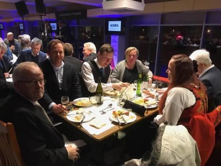 Gjersdølinger på Klosterskogens travgalla: F.v. Tor Martin Moe, Stian Ausland, Per Vetle Kals, Astrid H. Gustavson, Line Felle og Anders Johs. Eskeland. Foto: Facebook