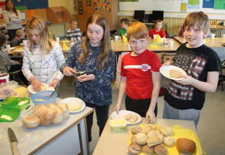 Elevene på Gjerstad skole er klare for påskeferie