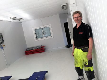 Jarle Hommefoss satser på sin egen arbedsplass på Sundebru