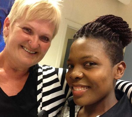 Velkommen til språkkafé på Gjerstad folkebibliotek!