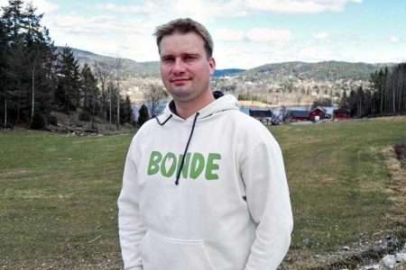 Varaordføreren er fortsatt i Gjerstad, ikke på tur i utlandet som det kan se ut om i dagens mailutsendelse fra ham