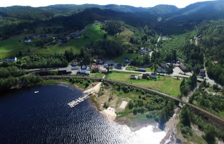 Stea i Egddalen fremstår nå som en av bygdas fineste badeplasser, etter stor innsats fra ildsjeler i nabolaget.