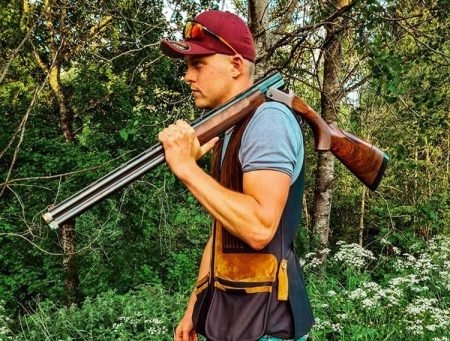 Marcus Langmyr hevder seg godt i årets norgescup i leirdueskyting. Foto: Facebook
