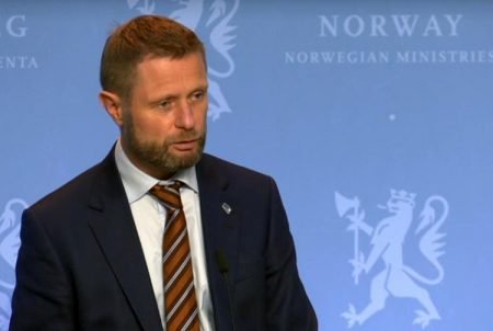 Helseminister Bent Høie. Skjermdump: TV2 Nyhetskanalen