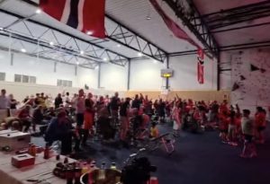 Viser Norge – England lørdag kveld