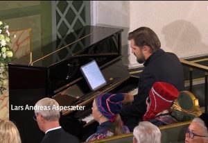 Lars Andreas med imponerende bidrag i H.M. Kongens gravferd